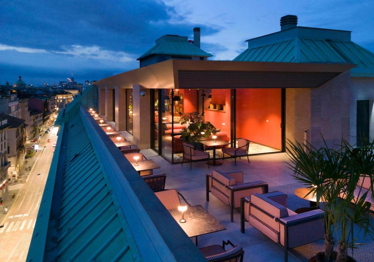 Radisson Collection Hotel, Santa Sofia Mailand Exterior foto The rooftop bar at the Mandarin Oriental, Munich