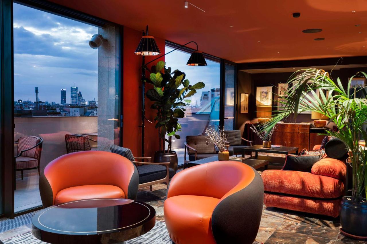 Radisson Collection Hotel, Santa Sofia Mailand Exterior foto The Sky Bar